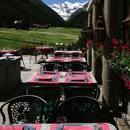 Bellevue Hotel&SPA Cogne Esterno foto