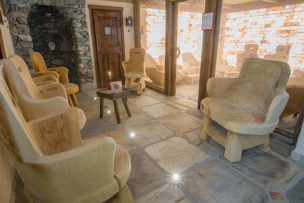 Bellevue Hotel&SPA Cogne Esterno foto